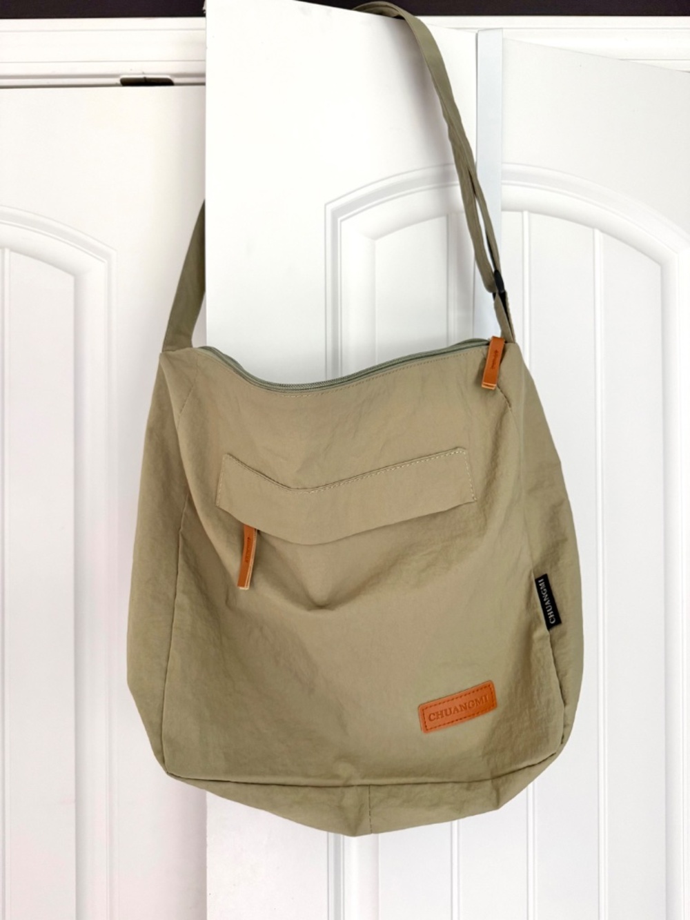 CHUANGMI Lightweight Nylon Hobo Shoulder Bag Sage Green Large Zip Tote